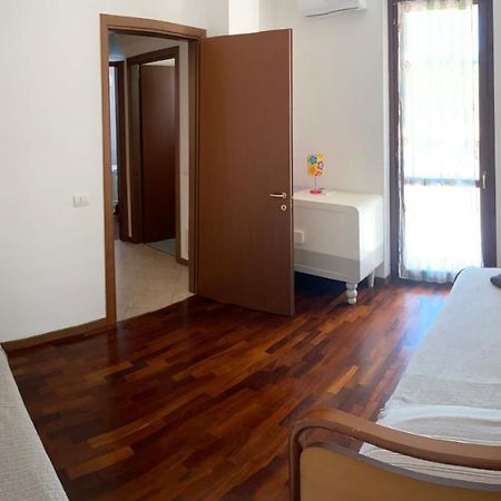 Condominio Tigli Cavalcaselle Exterior foto